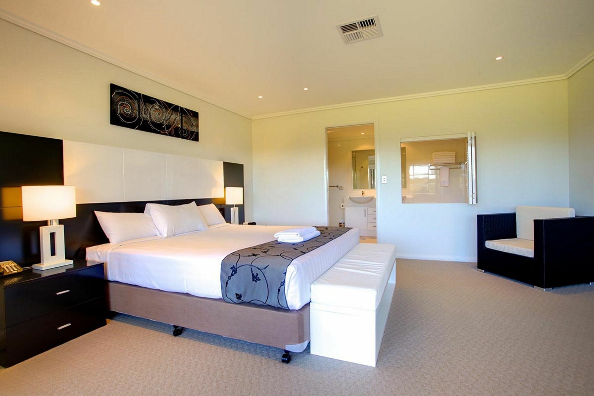 Absolute Beachfront Opal Cove Resort Korora Eksteriør bilde